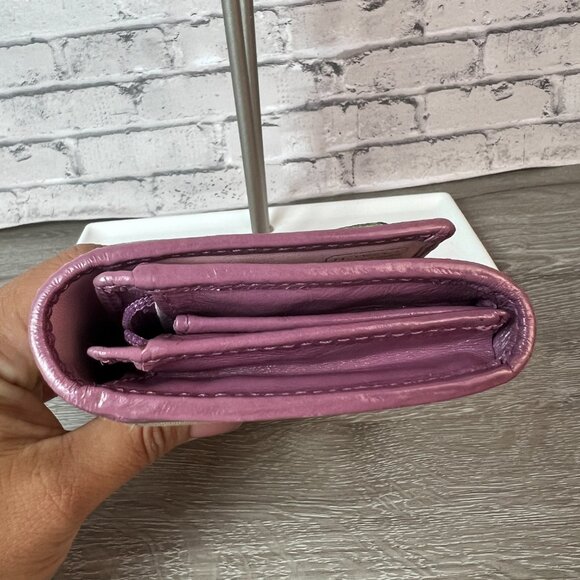 RARE Limited Edition Coach Signature Canvas Calla Lily Appliqué Bi Fold Wallet - Picture 3 of 6